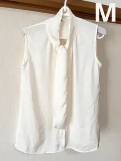ユニクロ ボウタイブラウス ノースリーブ リボン オフホワイト M
