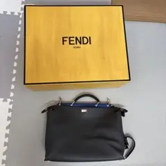 フェンディのピーカブー エッセンシャリーのサムネイル