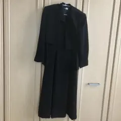 【礼服】黒の長袖ロングワンピースとジャケットセット　7号