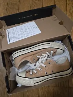 CONVERSE ベージュ スニーカーのサムネイル