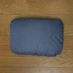 Therm-A-Rest・ダウンピローのサムネイル