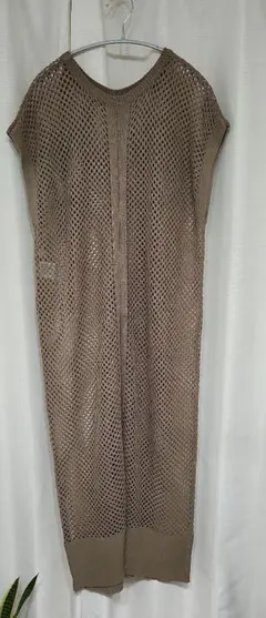 ベージュ メッシュ編み ベスト