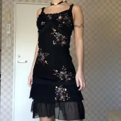 ブラック 刺繍 スパンコール キャミワンピース Y2K