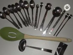 新品、各種スプーン合計１７本のサムネイル