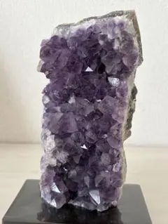 希少アメジストドーム台付☆美結晶ウルグアイ産 - メルカリ