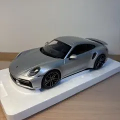 未開封 ミニチャンプス 1/18 ポルシェ 911/992 カレラ 4 GTS - メルカリ