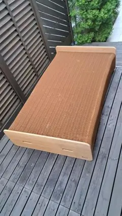 【ih paper】ペーパーベッド セミシングル アコーディオン いつもの寝具がピッタリはまる！ソファーにもなる畳めるペーパー