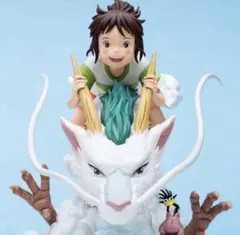 千と千尋の神隠し ハクに乗る千尋 フィギュア　ジブリ