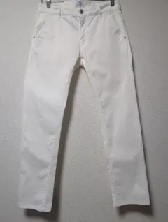 【美品】PT05　INDIE 　ホワイト 　chino fit　30インチのサムネイル
