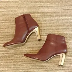 Item thumbnail for item 5d30d66e-64d0-43b3-a7dd-a5eefc441d2b