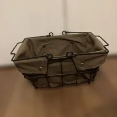 カジュアルテイストなワイヤーバスケット　ブラウン