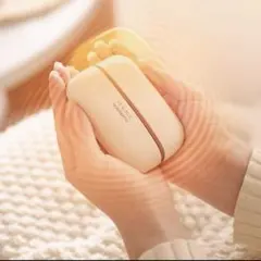 【新品】充電式電気カイロ　マグネット式　温度調節　繰り返し使える（ホワイト）