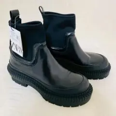 新品　ザラ ソックスブーツ 厚底 ショート チャンキーヒール 24.0