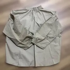 グレー ギャザー付き 襟 シャツのサムネイル