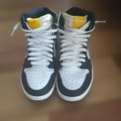 Nike Air Jordan 1 ハイカットスニーカー