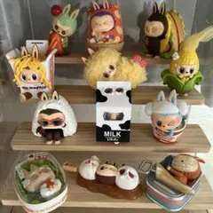 THE LITTLE MONSTERS LABUBU 初代 2体セット - メルカリ