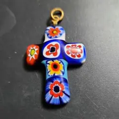 ベネチアンガラス　花模様　クロス型　ペンダント　トップ