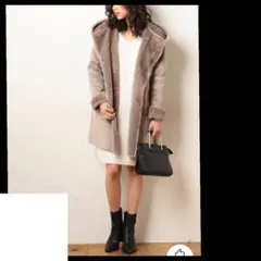 ルーミーズフェイクムートンコート