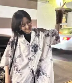 【完売商品‼️】櫻坂46 的野美青着用 総柄シャツ 新品未使用未開封タグ付き