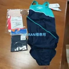 新品タグ付き最終値下げSpeedoレディース競泳、練習水着3点セット