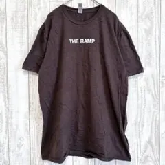 英字 バックプリント Tシャツ クルーネック 半袖 L 茶 綿 お出かけ 建築のサムネイル