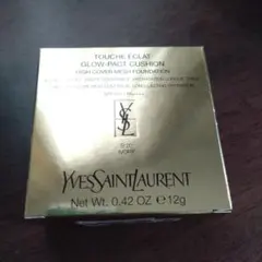 イブサンローラン　ファンデーション