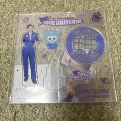 TWICE 10VE UNIVERSE POP UP アクスタ ツゥイ トレカ付 - メルカリ