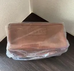 【未使用】GUESS ブラウン ジッパー付きポーチ