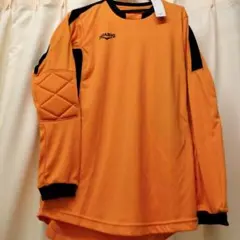 DUARIG オレンジ長袖ウェア 肘パッド付き