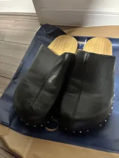 ZARAレザー クロッグサンダル 黒 スタッズ