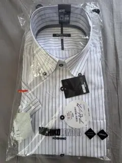 MICHIKO LONDON KOSHINO 半袖ワイシャツのサムネイル