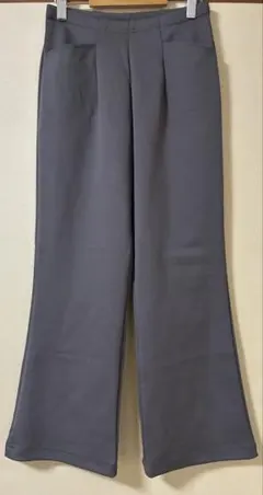 スリムフレアパンツ