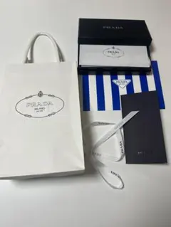 PRADA ホワイトショップ袋 セット