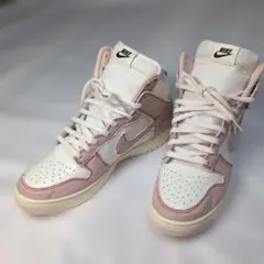 NIKE DUNK ハイカット スニーカー ベアリーローズ/ホワイトレア品のサムネイル