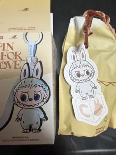 POPMART PIN FOR LOVE C