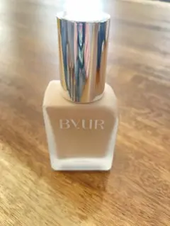 BYUR リキッドファンデーション #21