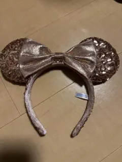 ディズニー　カチューシャ スパンコール ピンク