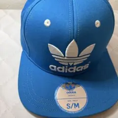 adidas キャップ⭐︎フリーサイズ