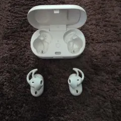 Bose ワイヤレスイヤホン 充電ケース付き