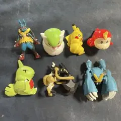 ピカチュウ ルカリオ　メタグロス　バサギリ　サーナイト　ヨーギラス　フィギュア