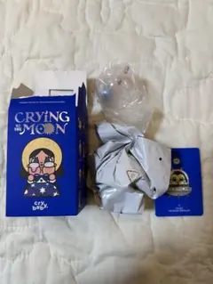 POP MART CRYING TO THE MOON フィギュア