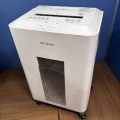 Item thumbnail for item ffe04a17-ca63-4002-ba11-0bcd4ceaec11