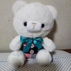 クマ型ぬいぐるみ ホワイト