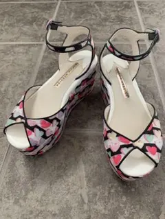 厚底サンダルのサムネイル