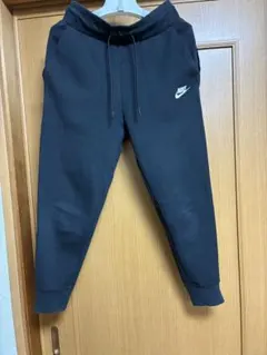 Nike ブラック ジョガーパンツ