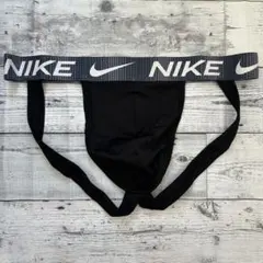 Item thumbnail for item aa5c136a-2114-4474-8bfc-56d4cd673662