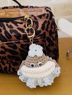 ハンドメイド フリフリドレスかぎ針編み モンスターバッグチャーム