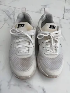 NIKE スニーカー ホワイト レディース