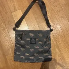 kiu ヒョウ柄 サコッシュバッグ