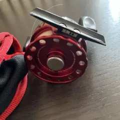 ABU520(503) クローズドフェイススピニングリール - メルカリ
